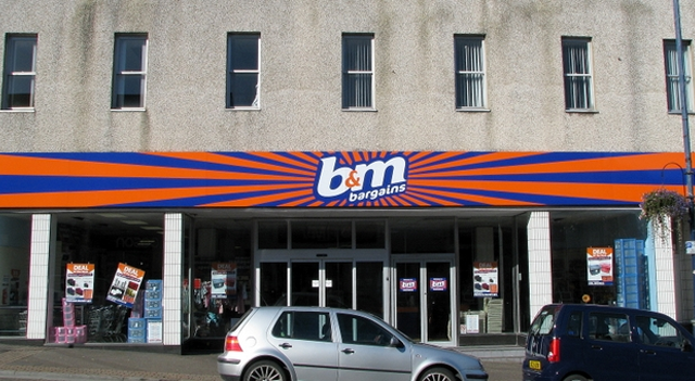 B&M Shares Plunge 10% Following UK Sales Dip