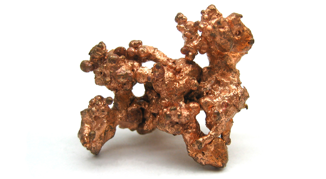 Copper prices hover near record highs on U.S.-China trade optimism