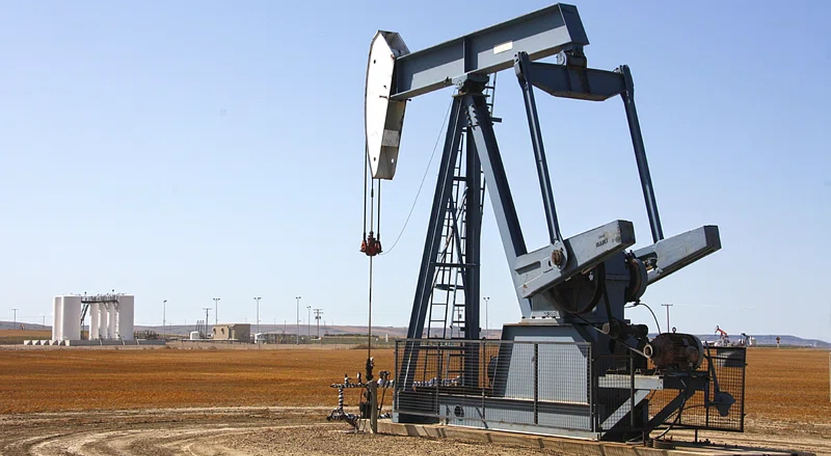 Oil markets pause after sharp sell-off as traders monitor U.S.-Iran negotiations