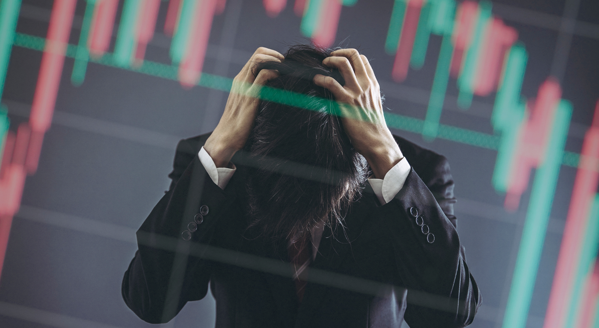 UK Business Confidence Falls to 17-Month Low as Cost Concerns Increase
