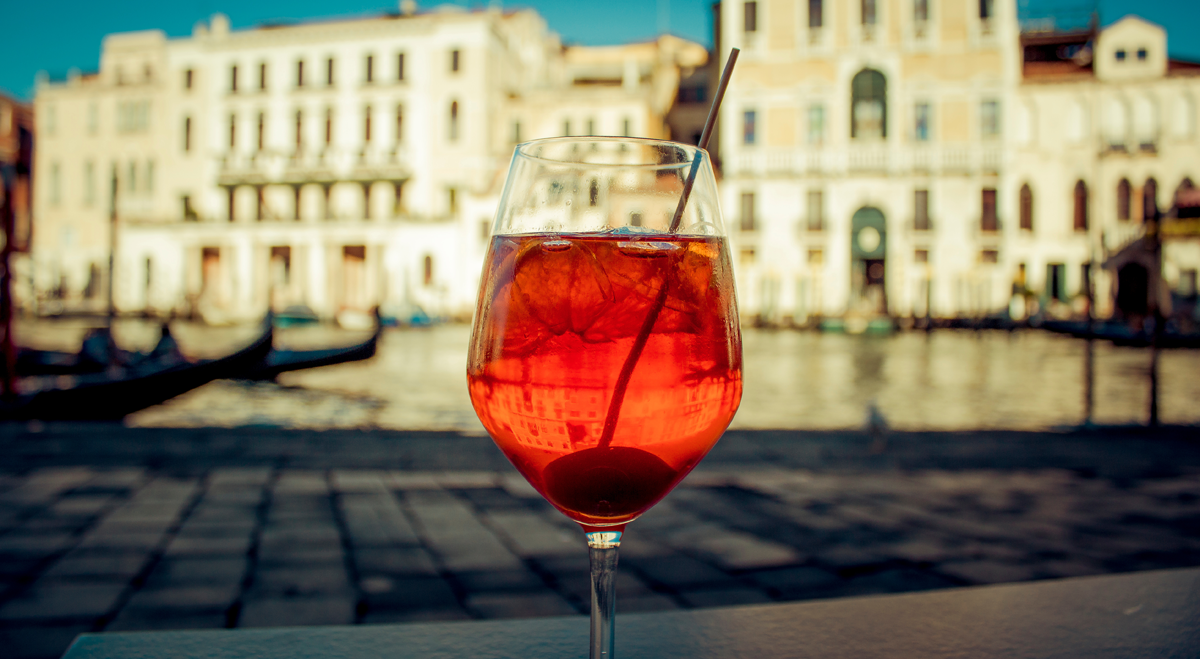Campari Strengthens Aperol Strategy as Competition Intensifies in the Global Spritz Market