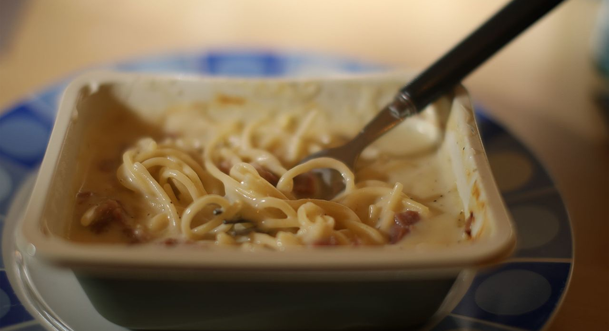 Spaghetti carbonara ready meal